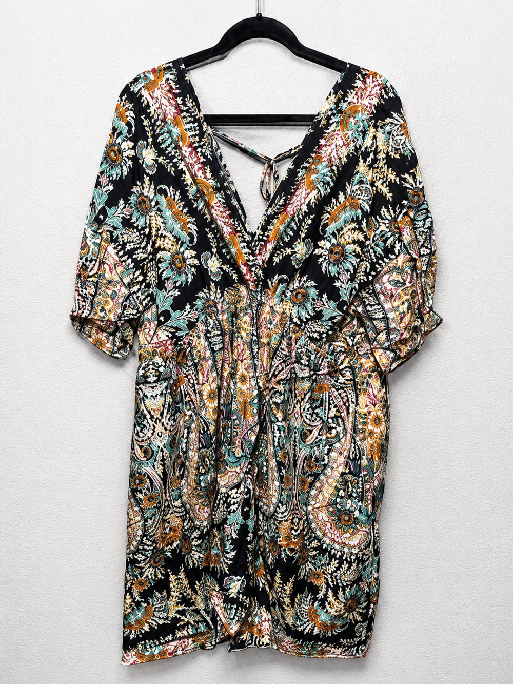 SHEIN Black Floral Paisley V-Neck Short Dress